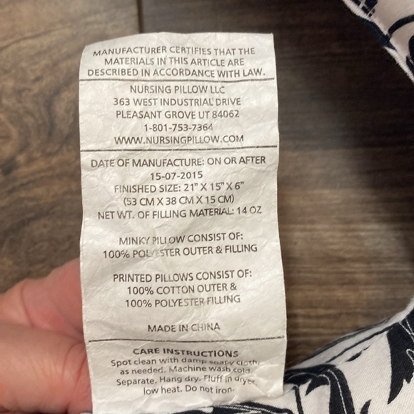 Nursing Pillow brand nursing pillow black and white floral print - Picture 4 of 4